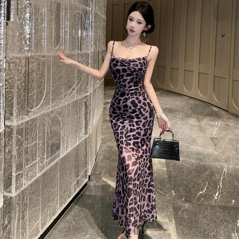 【dress】ヒョウ柄キャミワンピース Q8081