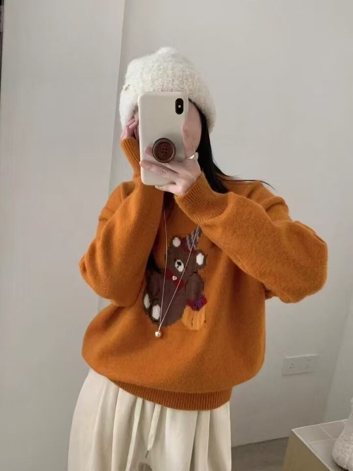【tops】クルーネックニットセーター　M28755