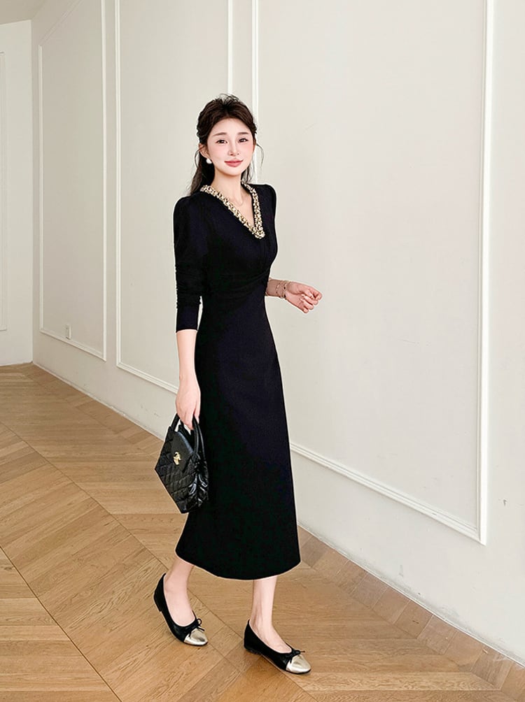 【dress】Vネックラインストーン付きロングワンピース Q7501