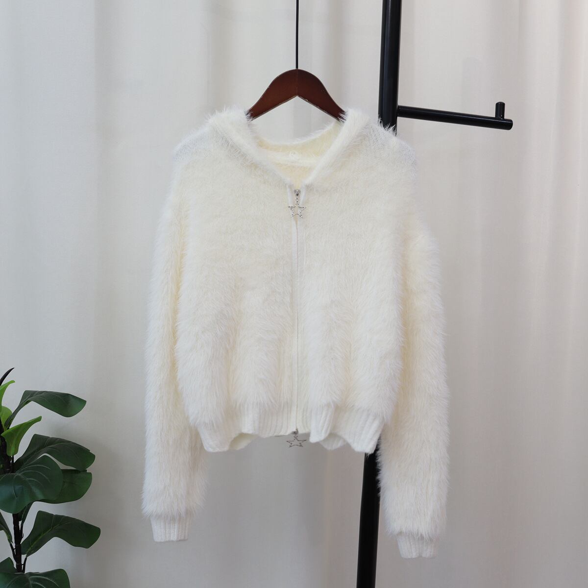 【outer】シャギーファスナーニットカーデ　M18614