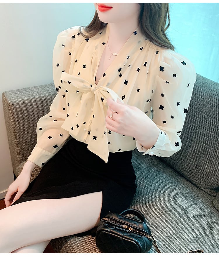 【tops】リボン付きブラウス　M29372