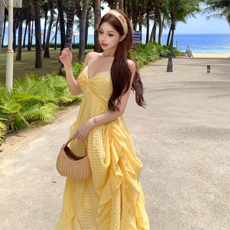 【dress】オープンバックホルターネックワンピース Q8316