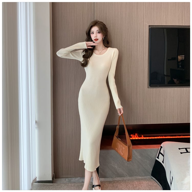 【dress】スリットニットワンピース　M18816