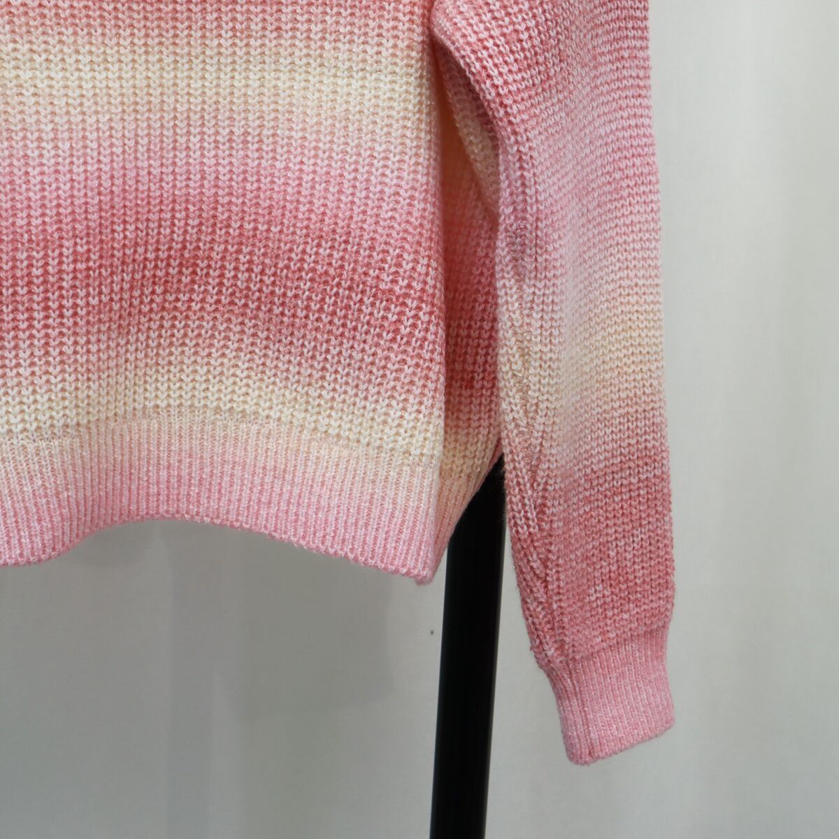 【tops】クルーネックニットセーター　M18643