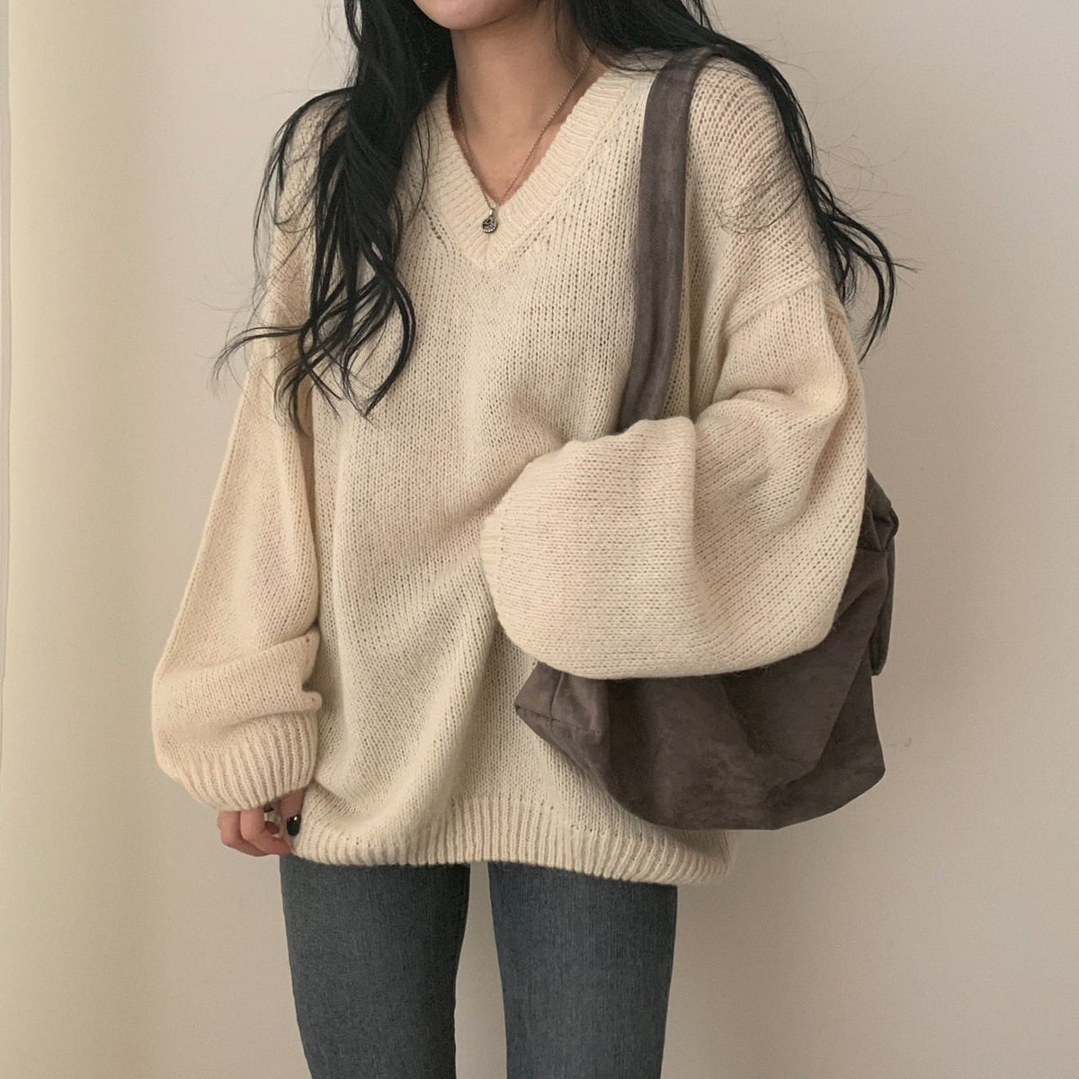 【tops】Vネックニットセーター　M25349