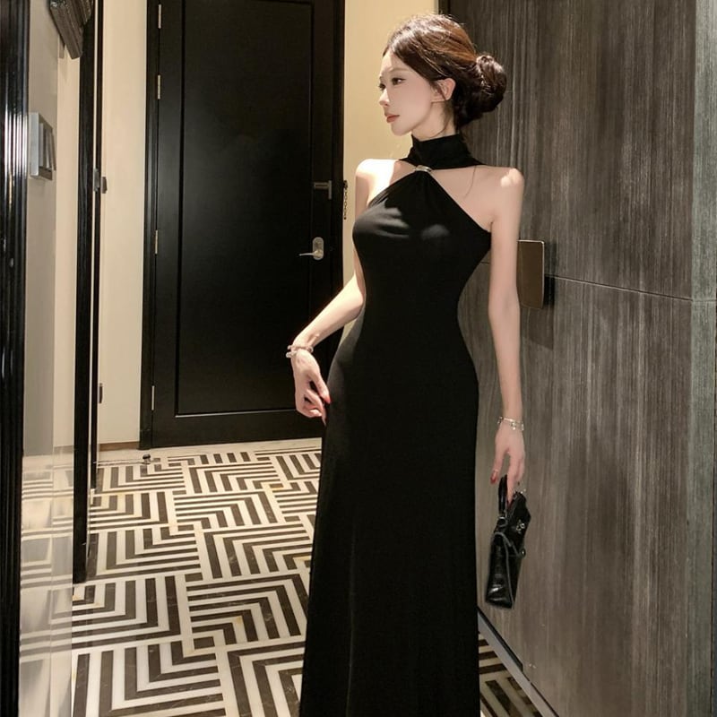 【dress】ホルターネックタイトロングワンピース Q8186