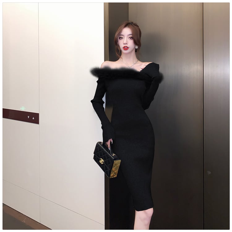 【dress】フェザーオフショルダーニットワンピース　M17993