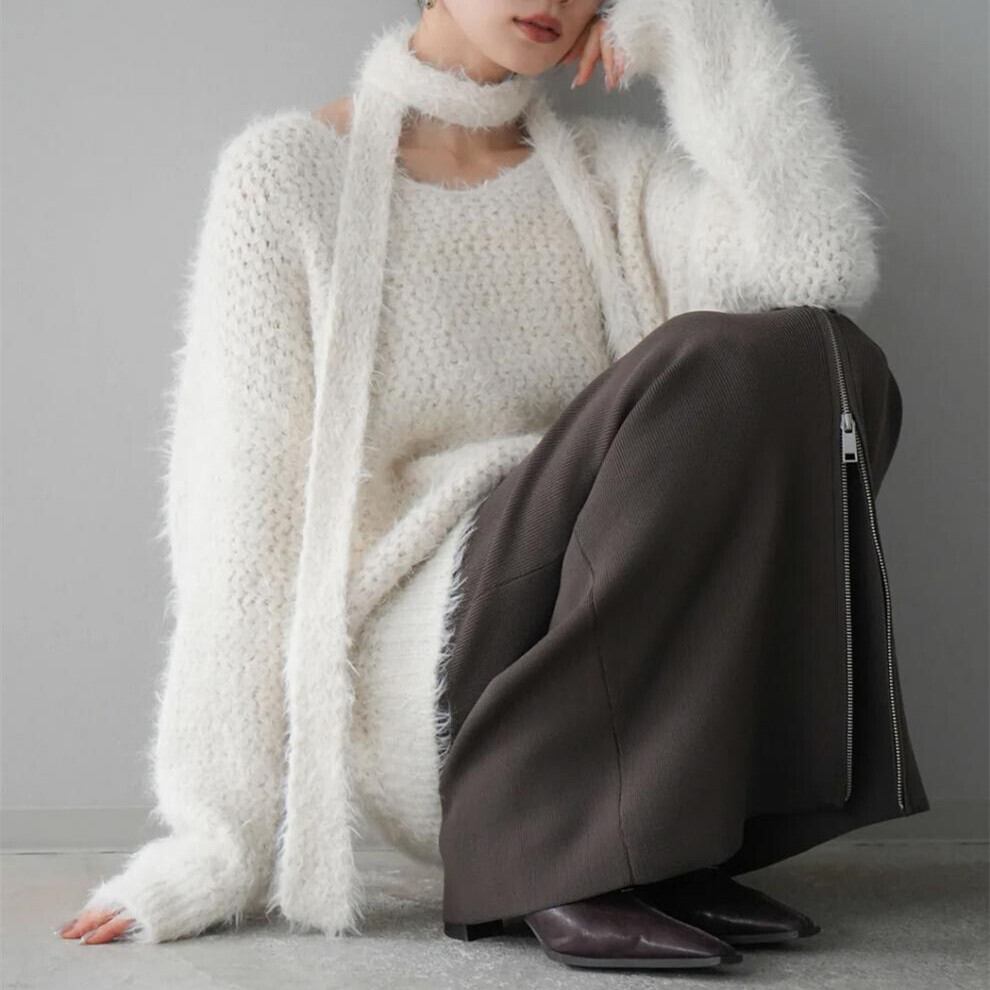 【tops】Vネックチョーカー付ニットセーター　M17997