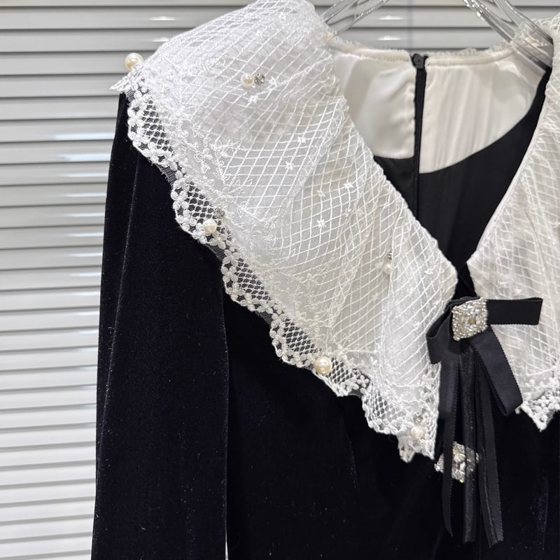 【dress】レースドッキングベルベットワンピース Q7339