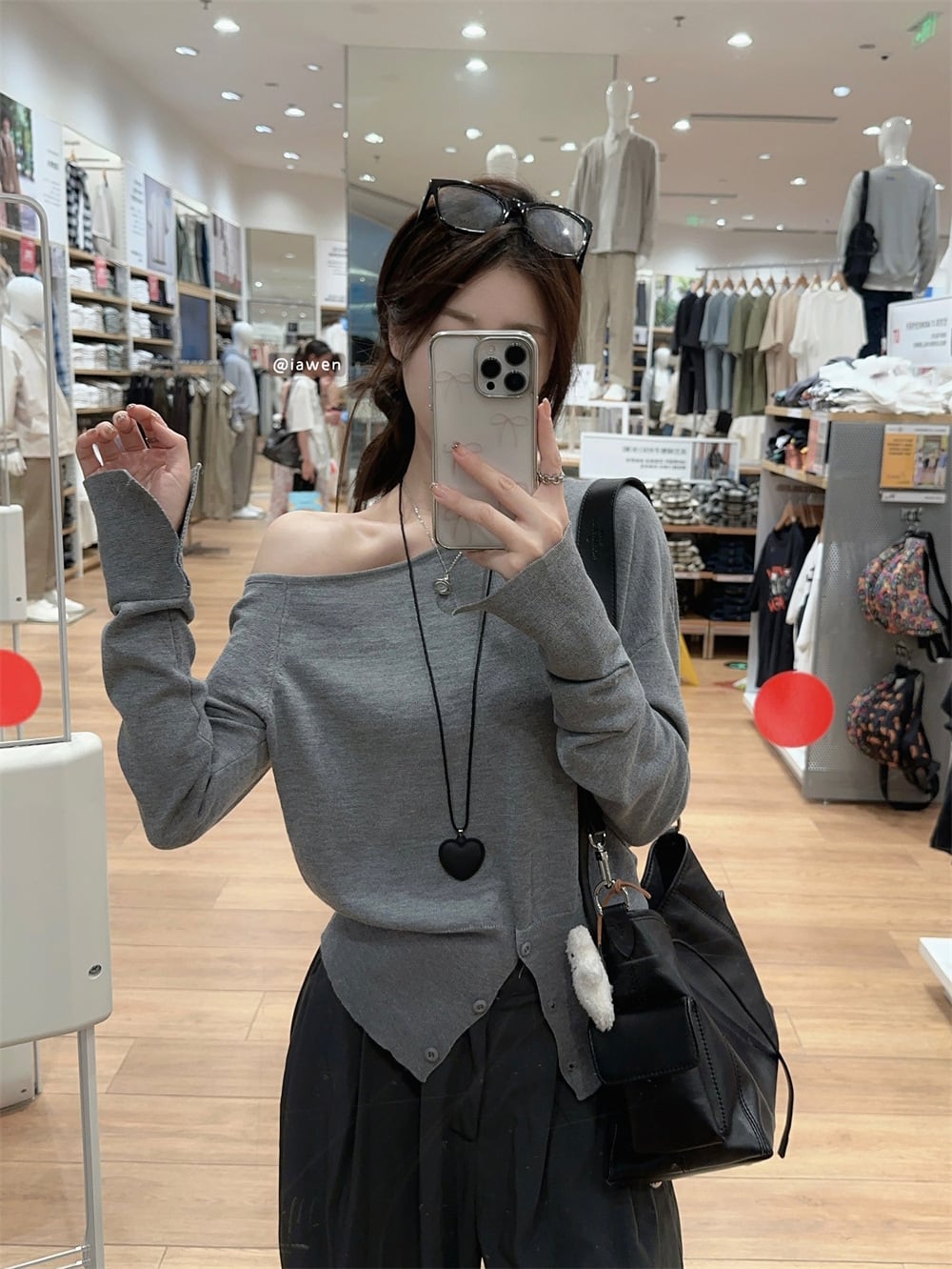 【tops】オフショルダーニットトップス　M26188