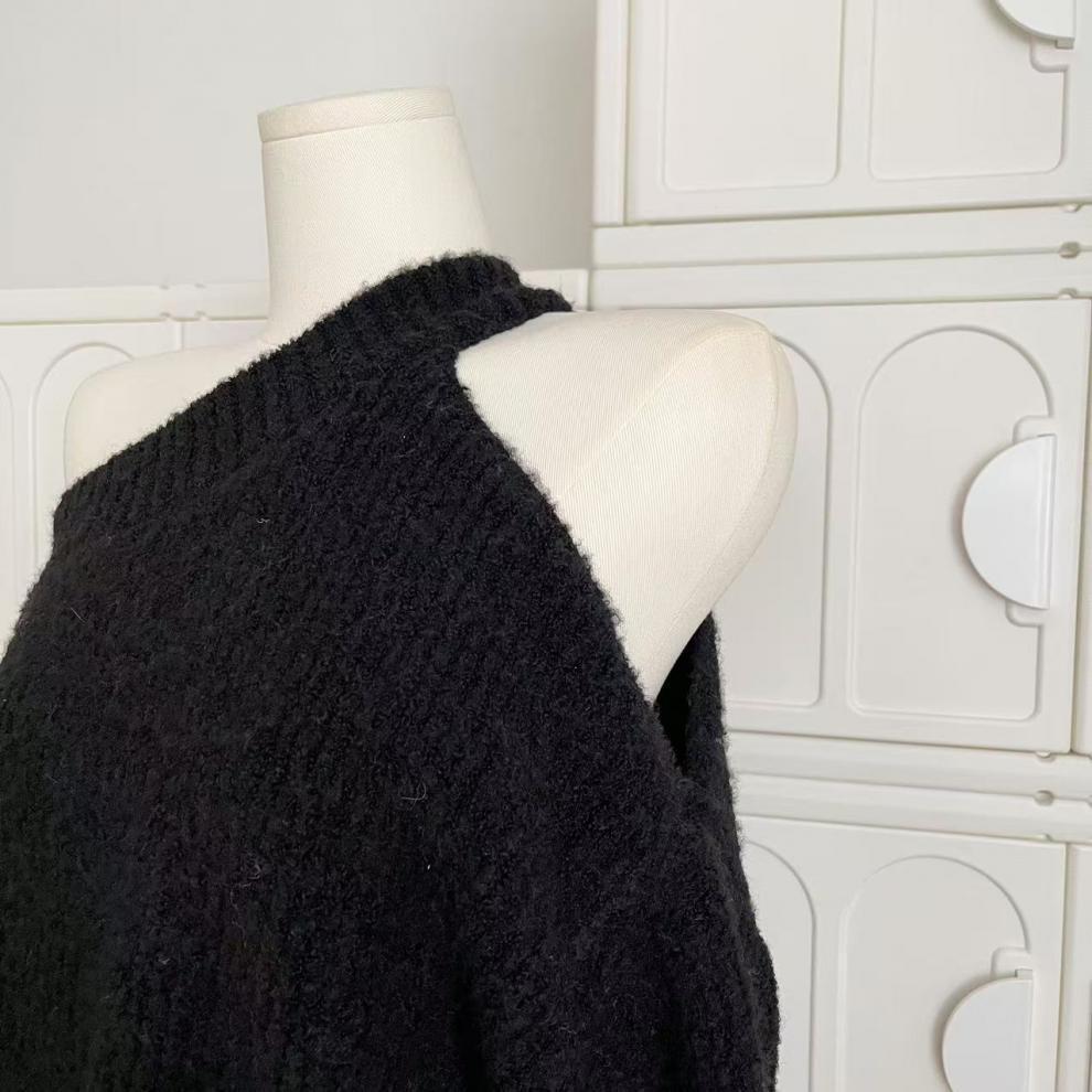 【tops】オフショルダーニットセーター　M27181