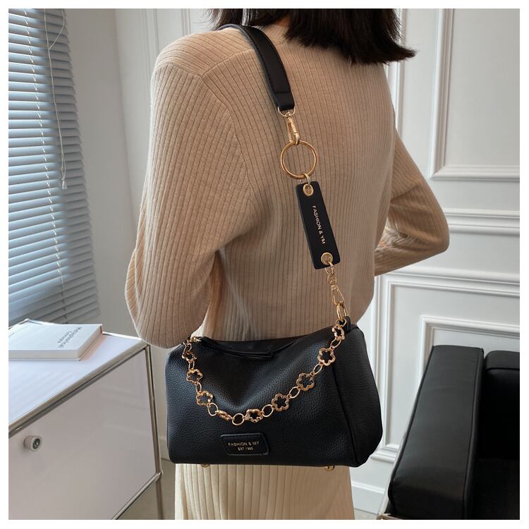 【小物】気質満点レディースファッションオシャレ 合わせやすい肩掛け斜め掛けバッグ  G3581