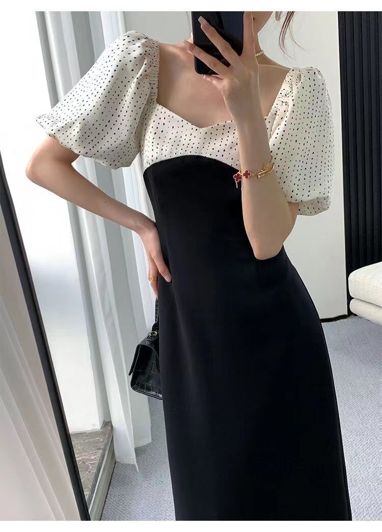 【dress】一目惚れ！レトロスクエアネック半袖パフ袖ドット柄着やせワンピースF2722