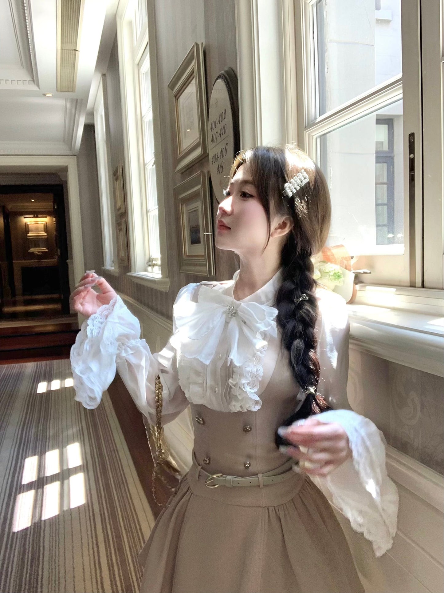 【set】フリルブラウス×サロペットスカートセット     N3295