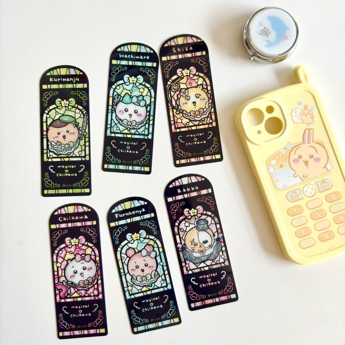 【GOODS】ちいかわ ステンドグラス風 しおり Ｑ2151