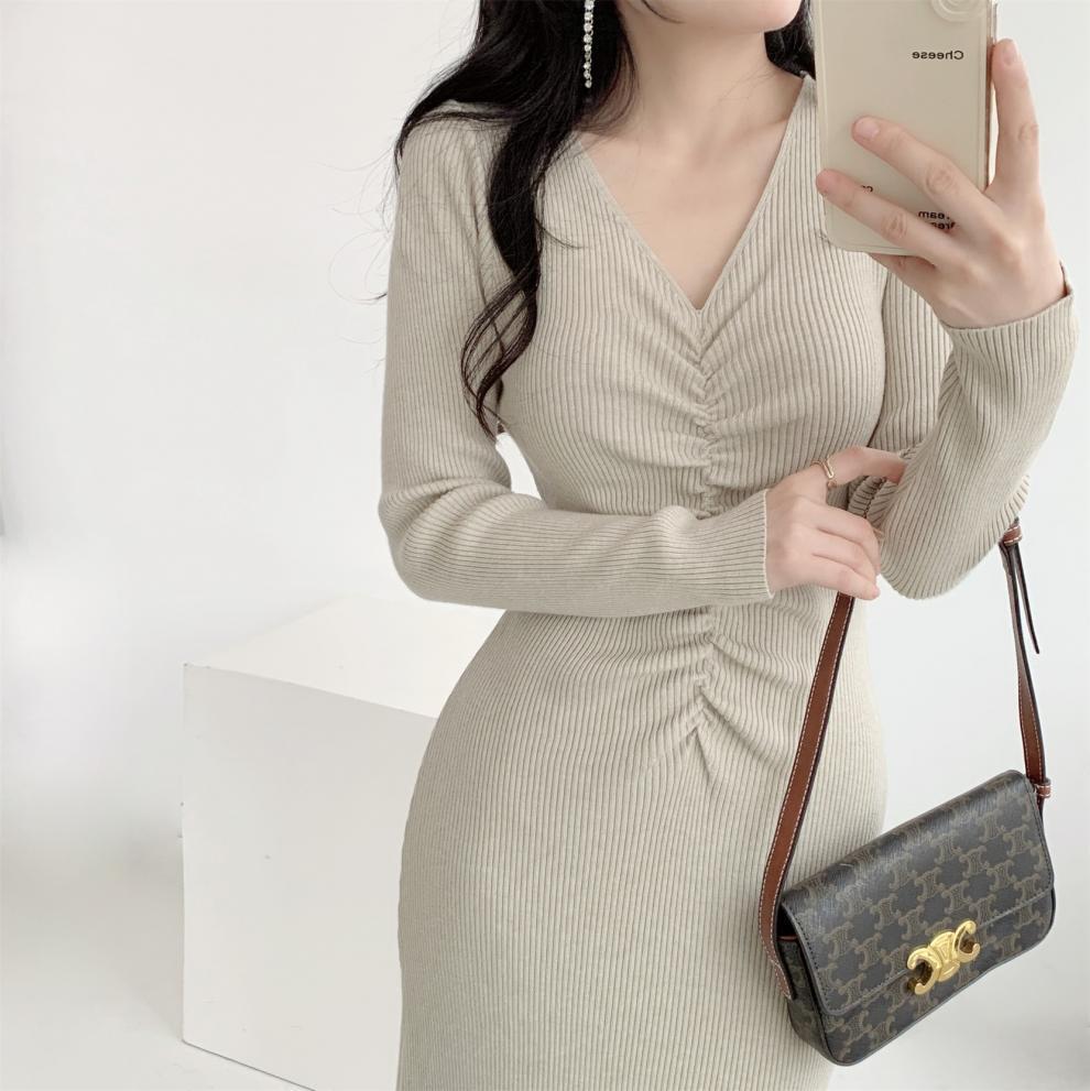 【dress】Vネックニットワンピース　M28028
