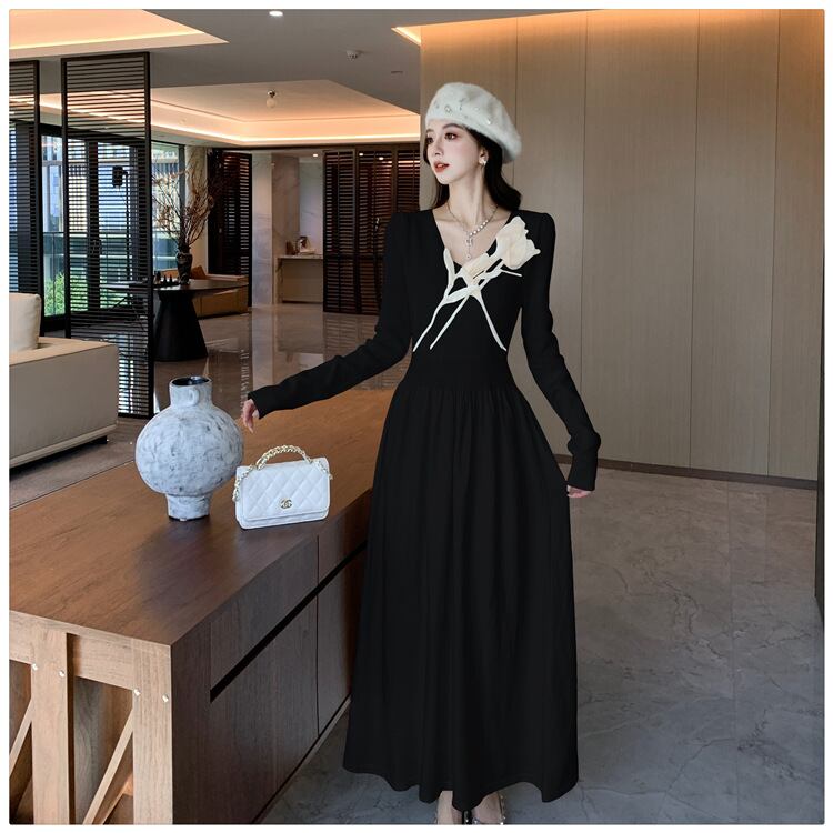 【dress】立体フラワーニットワンピース　M27827