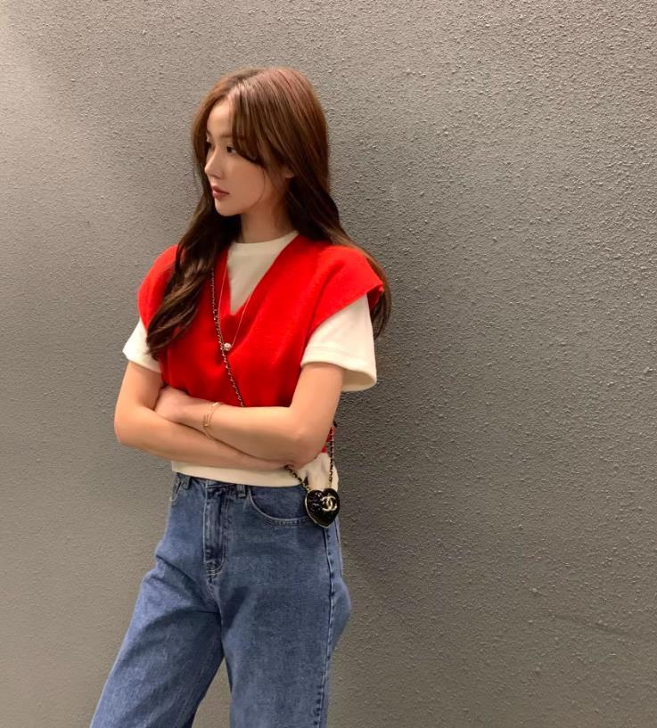 【tops】4色VネックニットベストF7425