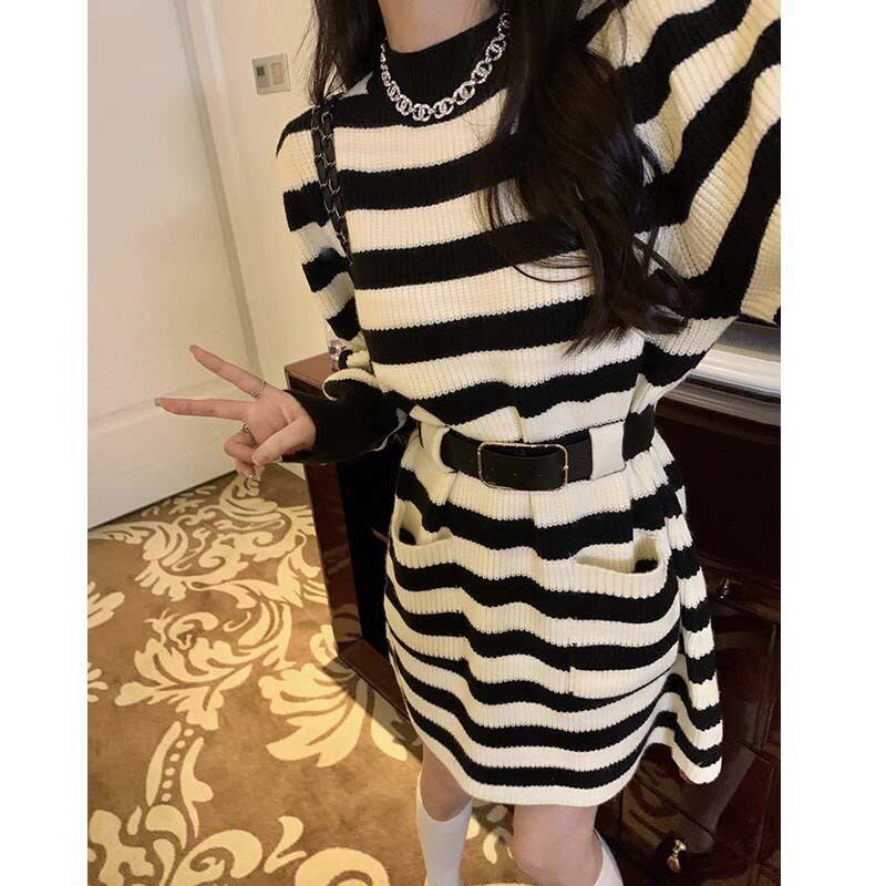 【dress】アウトポケットニットワンピースベルト付き　M17887