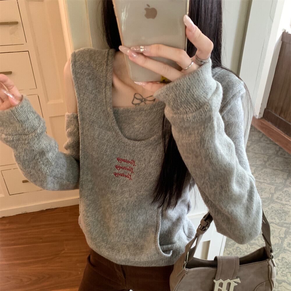 【tops】切り替えフード付きニットセーター　M28993
