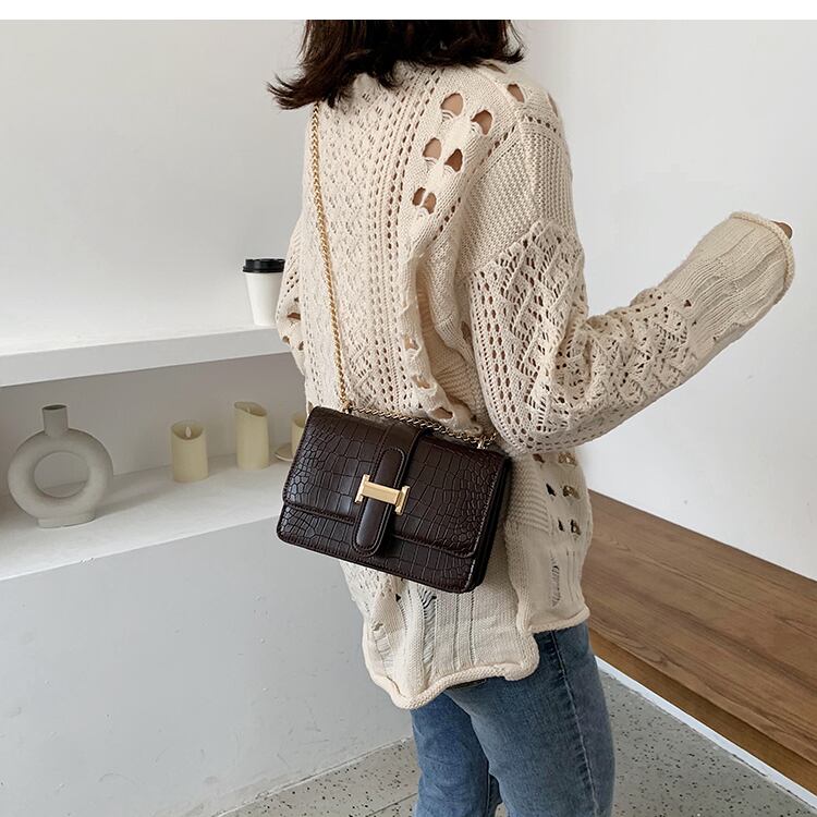 【小物】 高級感 レトロ展開定番無地斜め掛けチェーンバッグ 清新人気デザイン