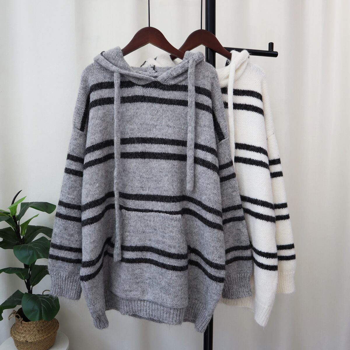 【tops】ボーダー柄ニットセーター　M19097