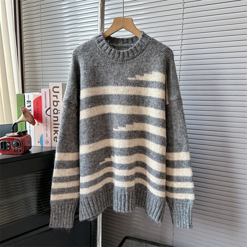 【tops】クルーネックニットセーター　M18800