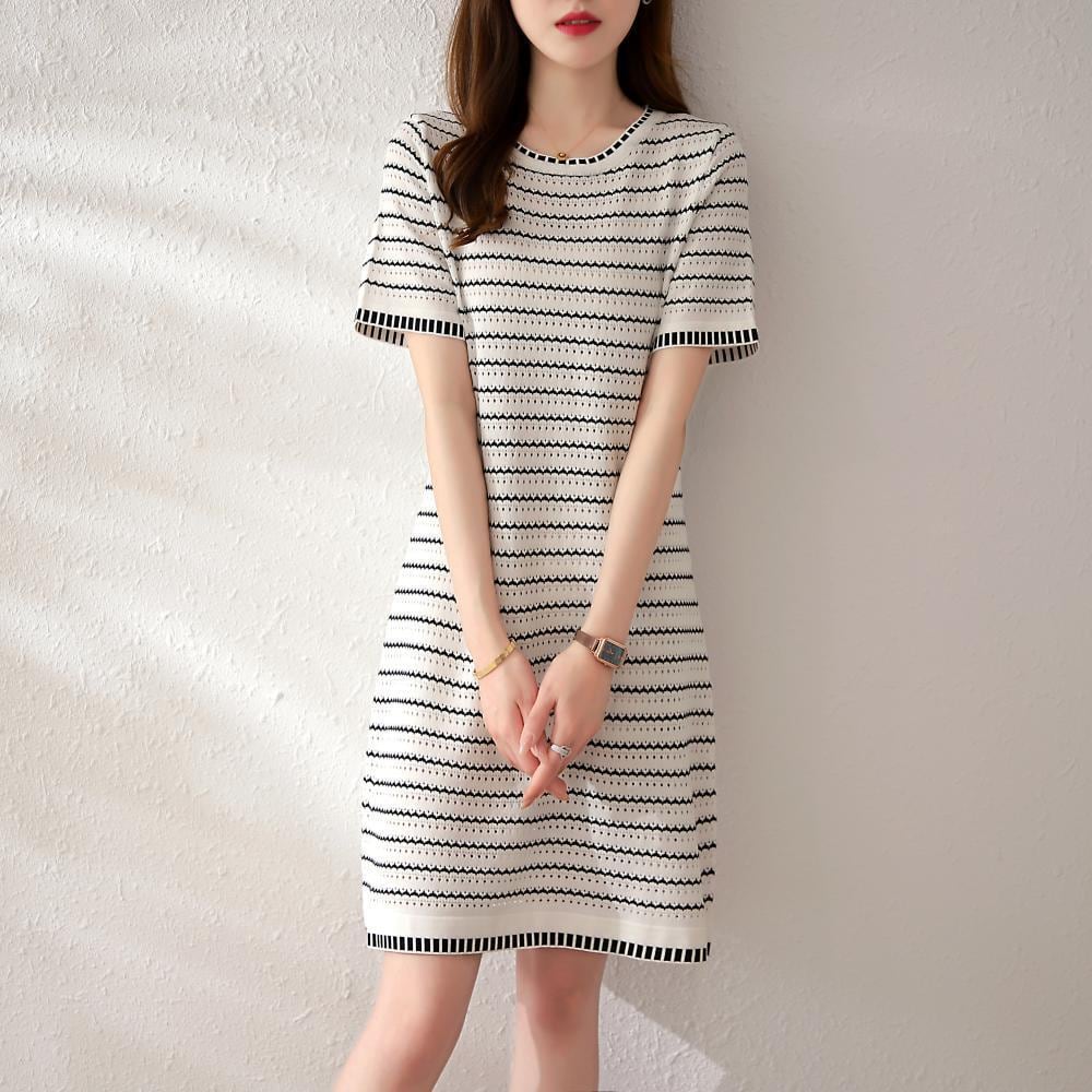 【dress】ストライプ柄ニットAラインワンピース G21126