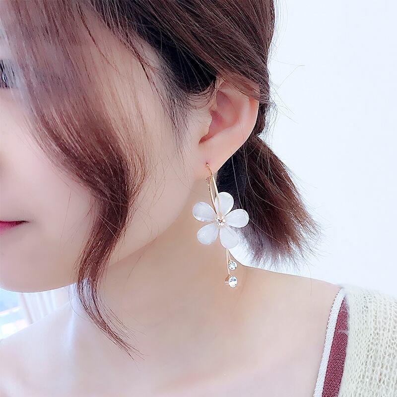 【小物】存在感 気質スウィート花形フリンジピアスアクセサリー