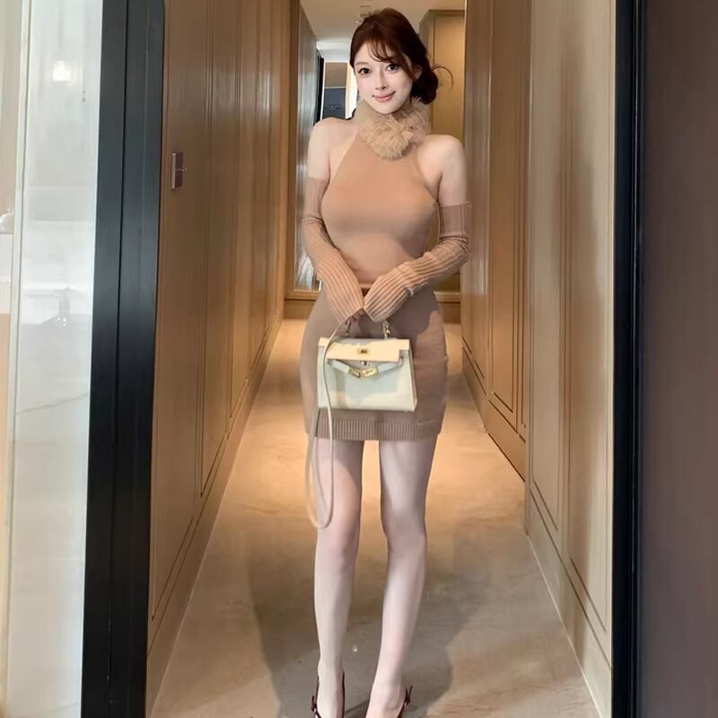 【dress】ネックウォーマーとアームウォーマ付きノースリーブニットワンピース Q7814