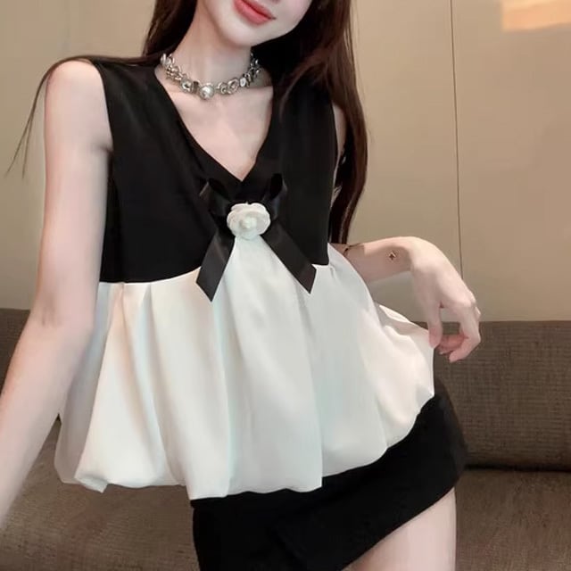 【tops】VネックペプラムタンクトップF7085