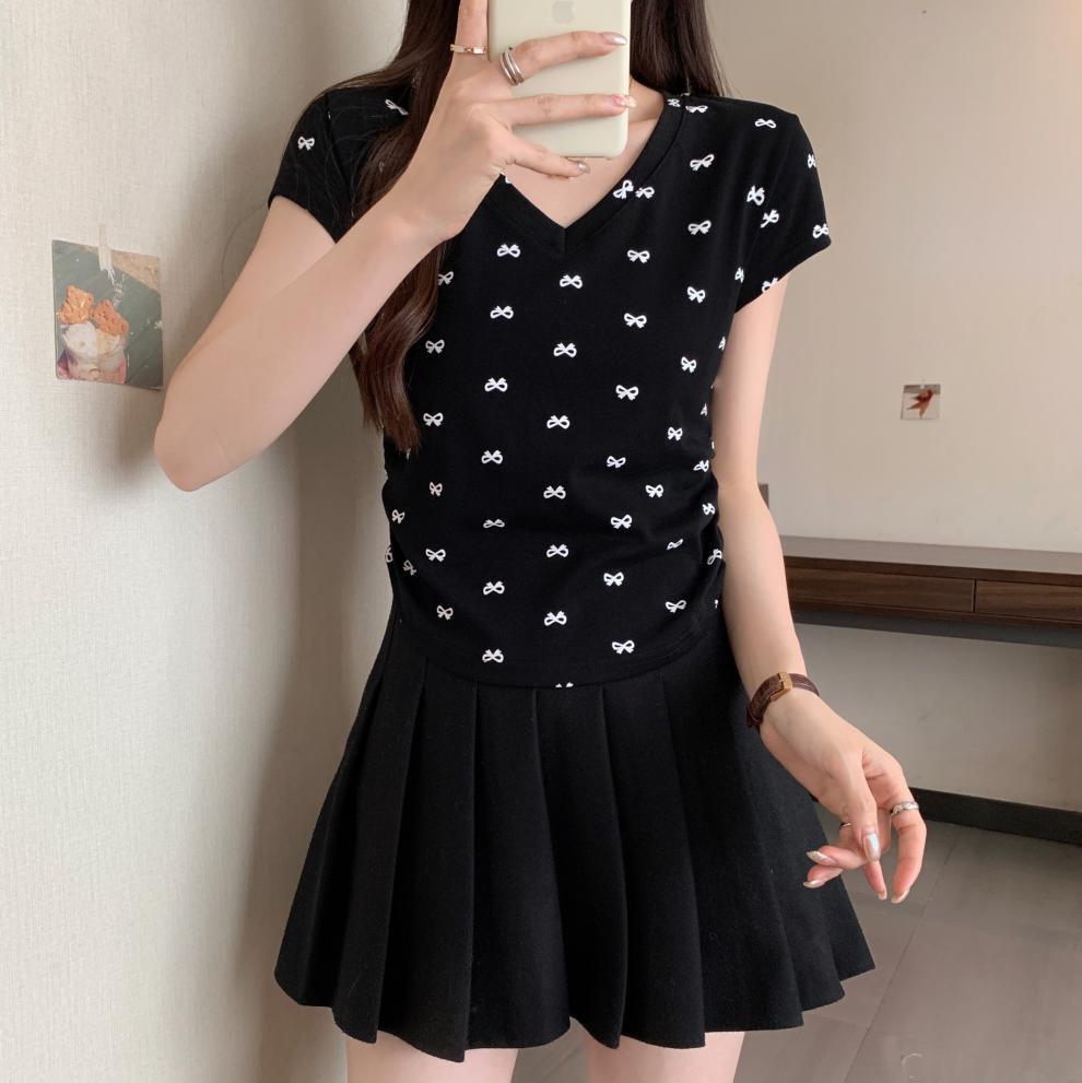 【tops】VネックプリントTシャツG21043