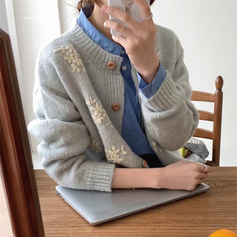 【outer】刺繍ニットカーデ　M17962