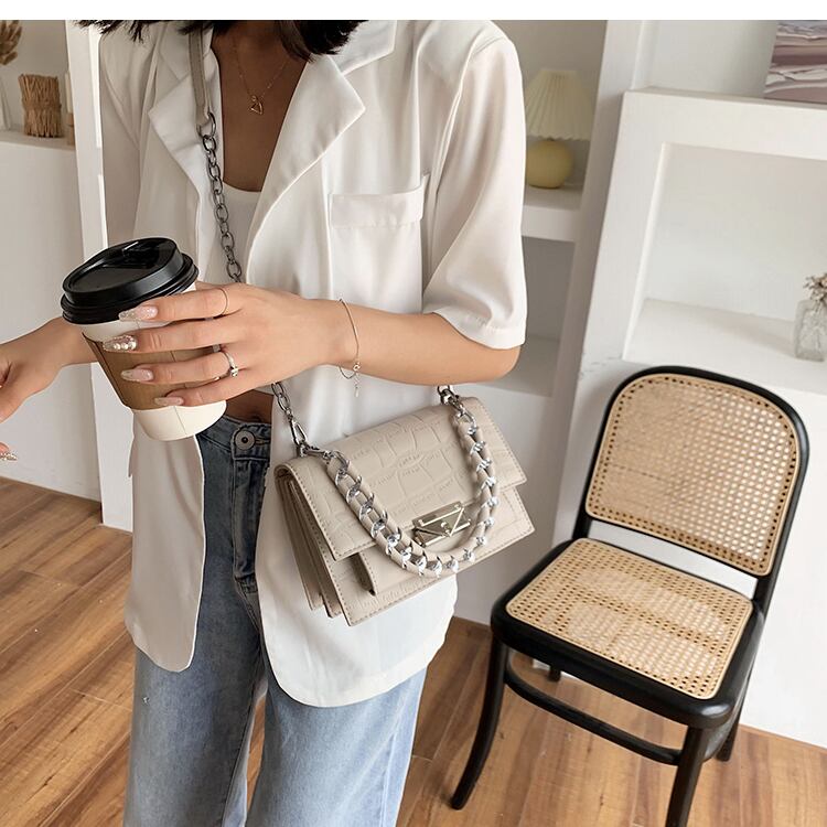 【小物】おしゃれ度高まる　ファッション無地PU肩掛け斜め掛けバッグ6色