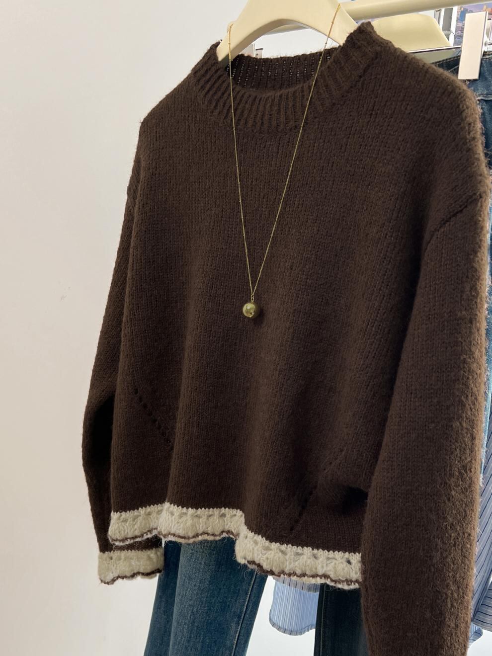 【tops】クルーネックニットセーター　M29281