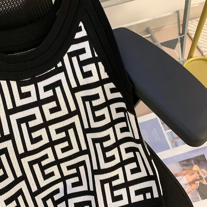 【tops】2色ノースリーブキャミソールF7175