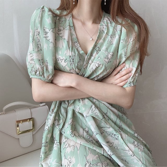 【dress】Vネックプリントワンピース　M24751
