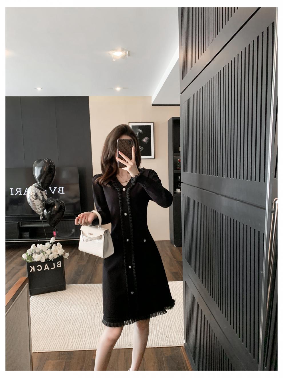 【dress】Vネックニットワンピース　M25490