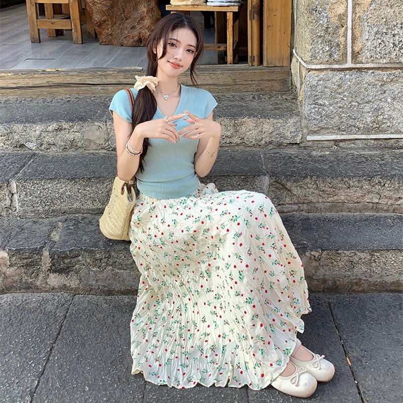 【set】VネックTシャツ×花柄スカートセット　M24791