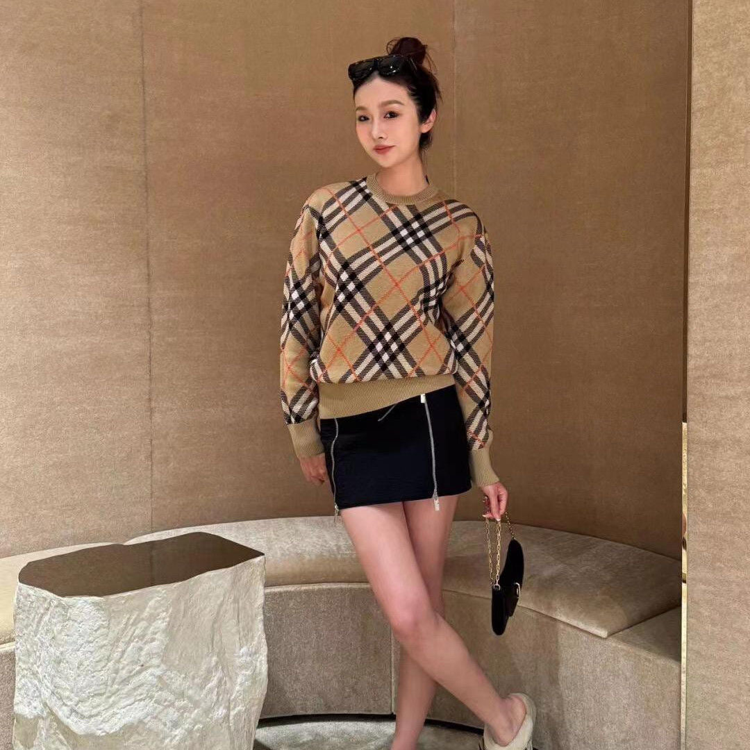 【tops】ラウンドネック長袖ニットセーターF8255