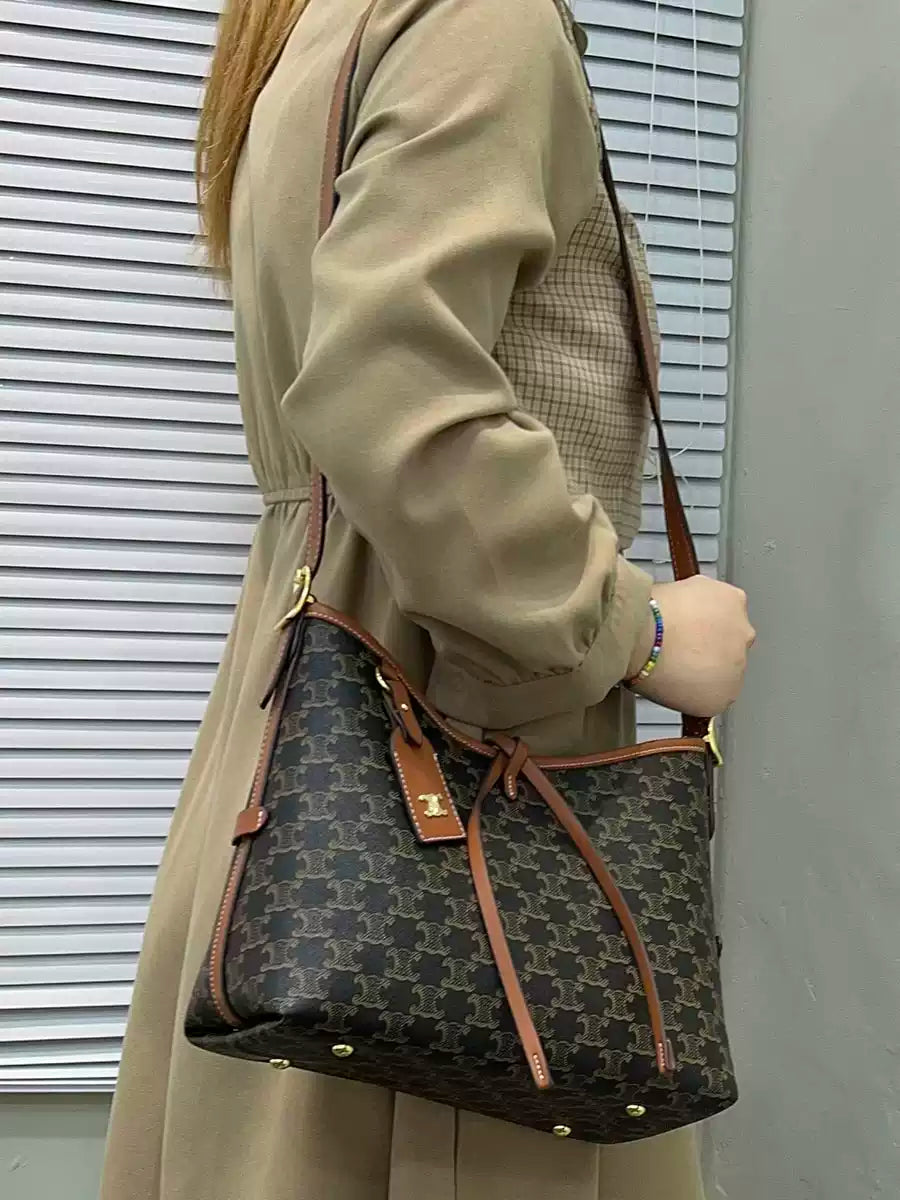 【小物】2色メッセンジャーバッグF8179