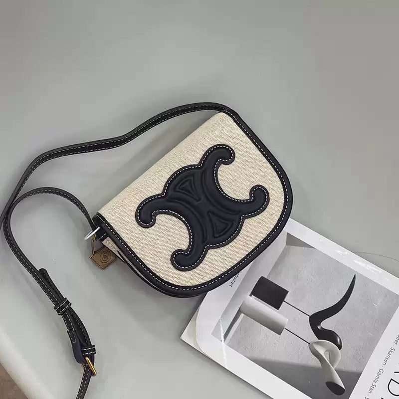 【小物】2色メッセンジャーバッグF8178