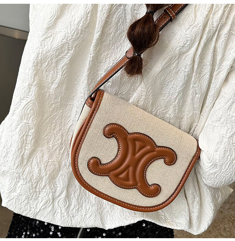 【小物】2色メッセンジャーバッグF8178