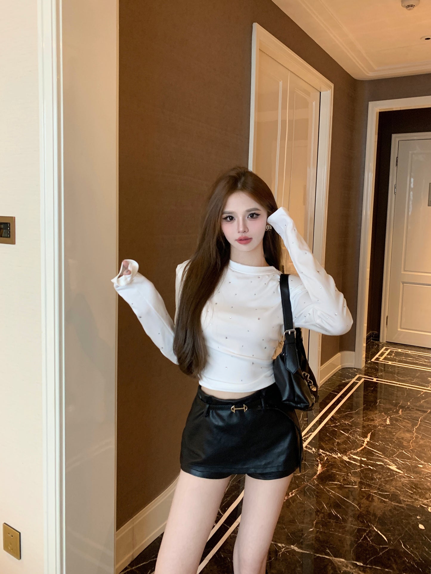 【tops】2色キラキラ長袖TシャツF8306