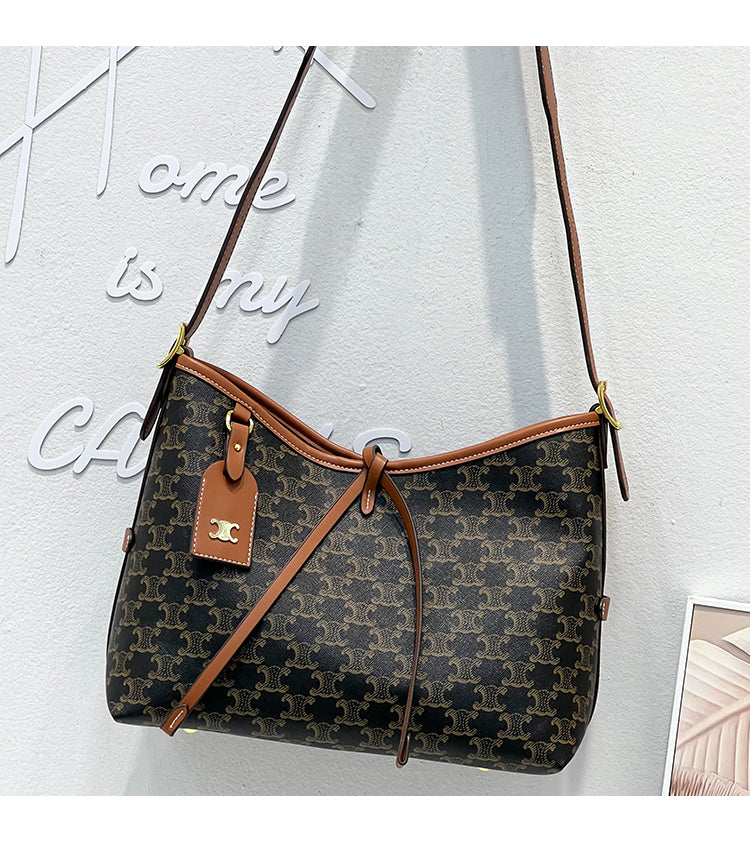 【小物】2色メッセンジャーバッグF8179