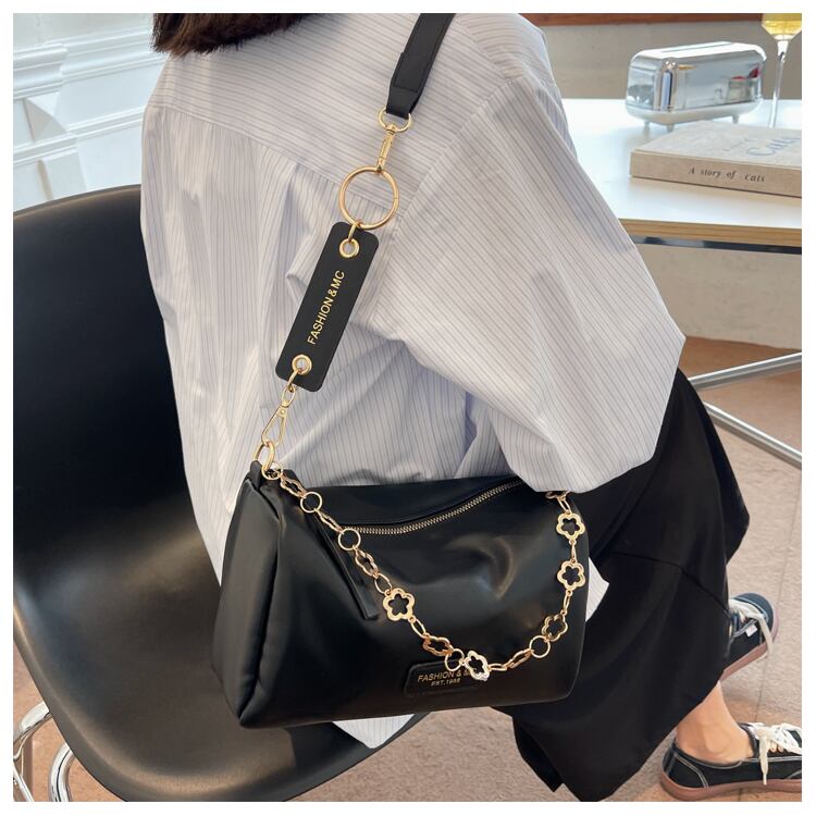 【小物】ファッション 高級感シンプル合わせやすい高品質オシャレ肩掛け斜め掛けG5360