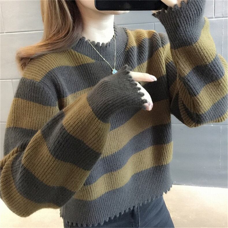 【tops】ボーダー柄ニットセーター　M27558