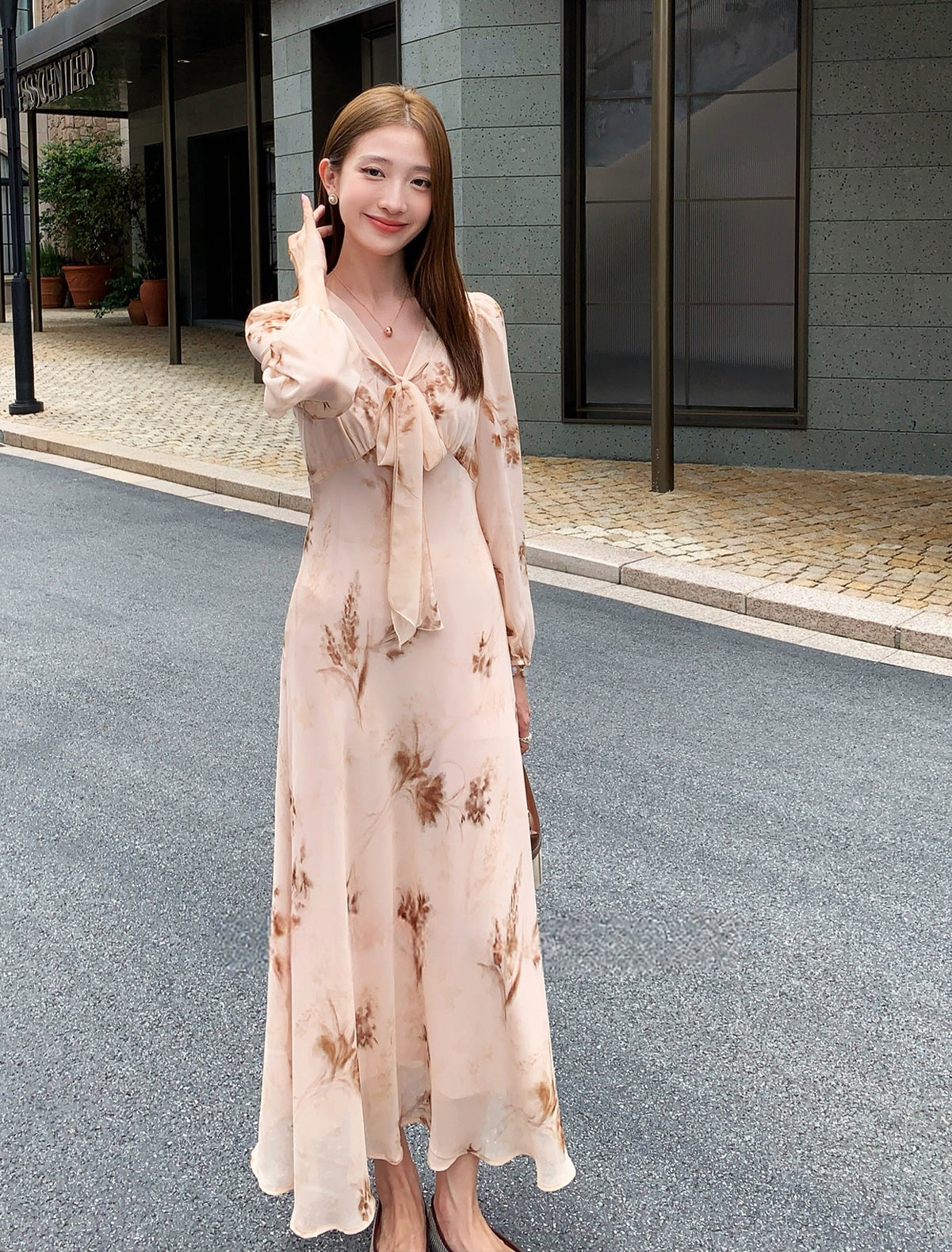 【dress】ボウタイフラワー柄ロングワンピース Q8919
