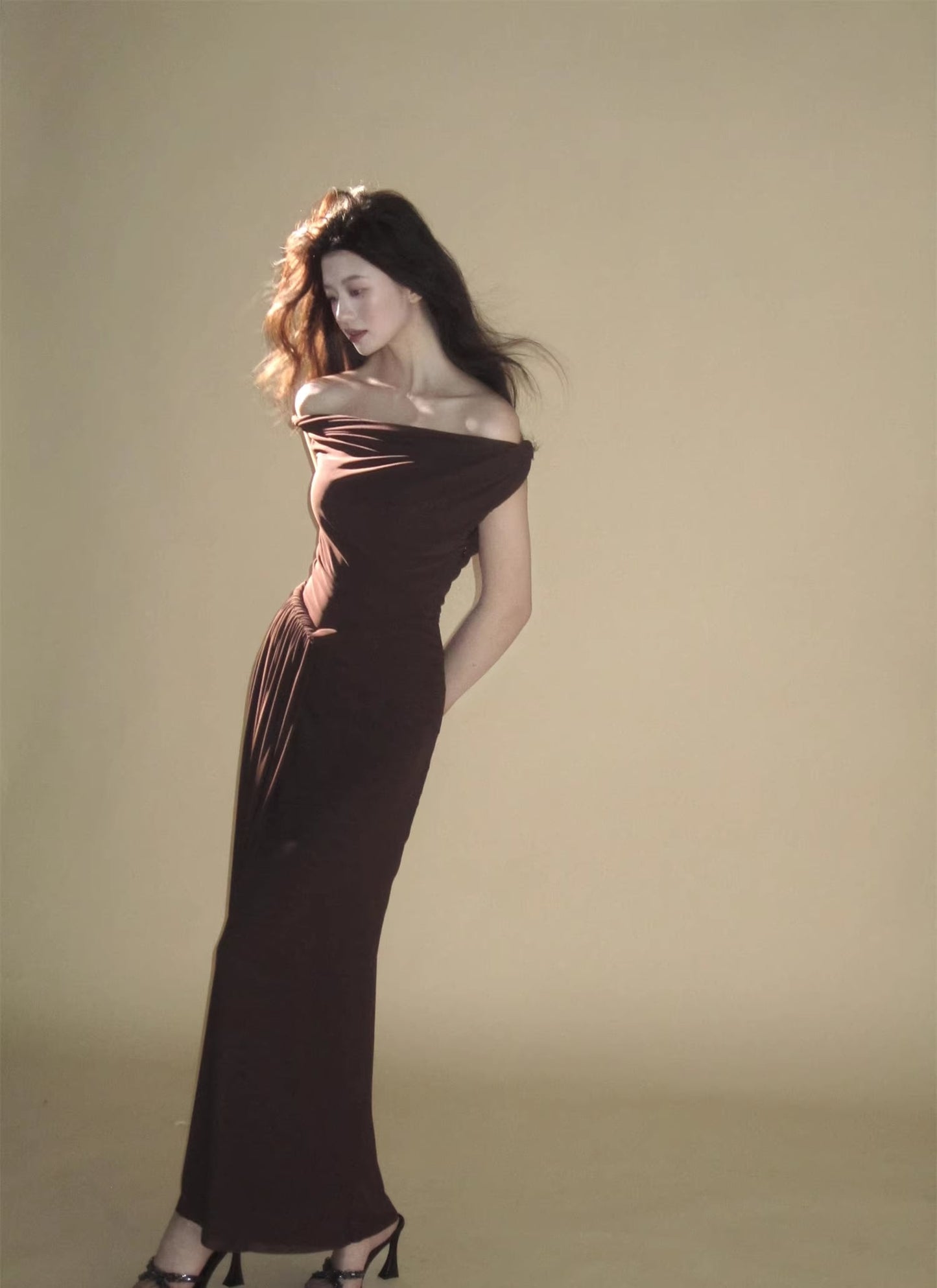 【dress】オフショルダーチュールロングワンピース Q8378