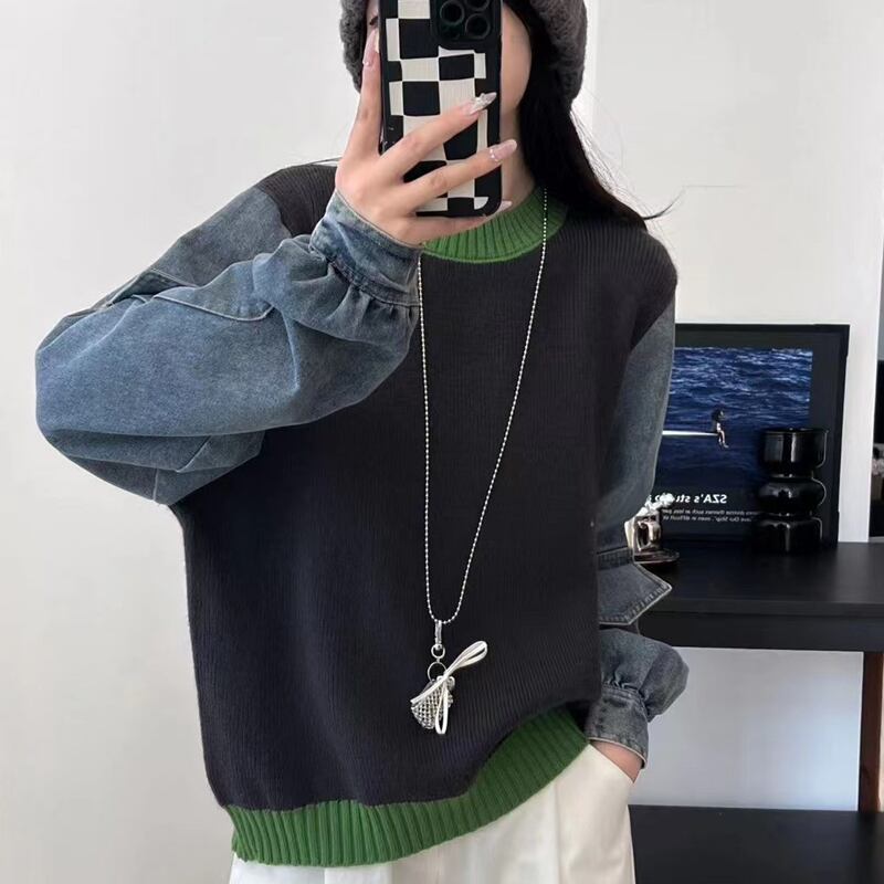 【tops】デニム袖ドッキングセーター Q6372